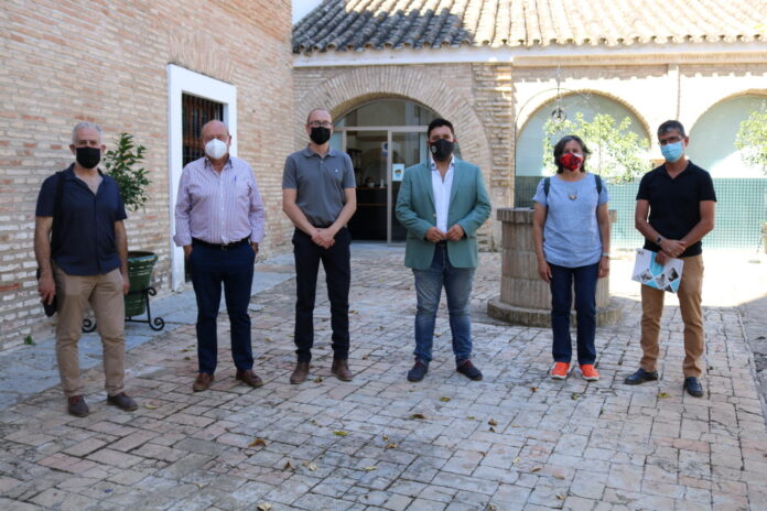 replanteocastillo Firmado el acta de replanteo de la 1ª Fase del proyecto de 'Restauración de la muralla del Castillo de Lora del Río'