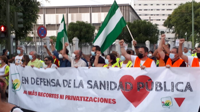 La marcha en defensa de la Sanidad Pública llega al Parlamento Andaluz