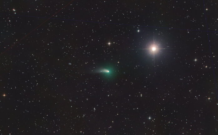 Un cometa pasará cerca la Tierra por primera vez en 50 mil años