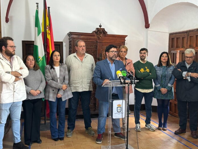 El Ayuntamiento de Lora del Río pone en marcha un ‘plan de contingencia’ pionero ante la declaración como “no apta para el consumo” del agua del municipio